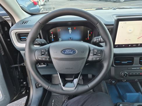 New 2025 Ford Maverick XLT w/ XLT Luxury Package image 29