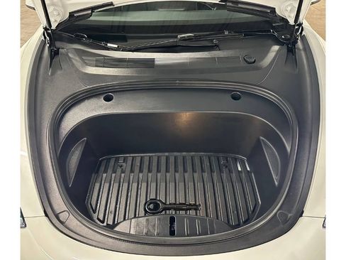 Used 2023 Tesla Model 3 Standard Range RWD image 4