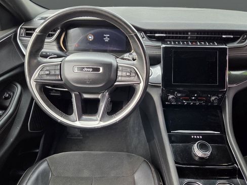 Used 2022 Jeep Grand Cherokee L Laredo AWD/4WD image 20