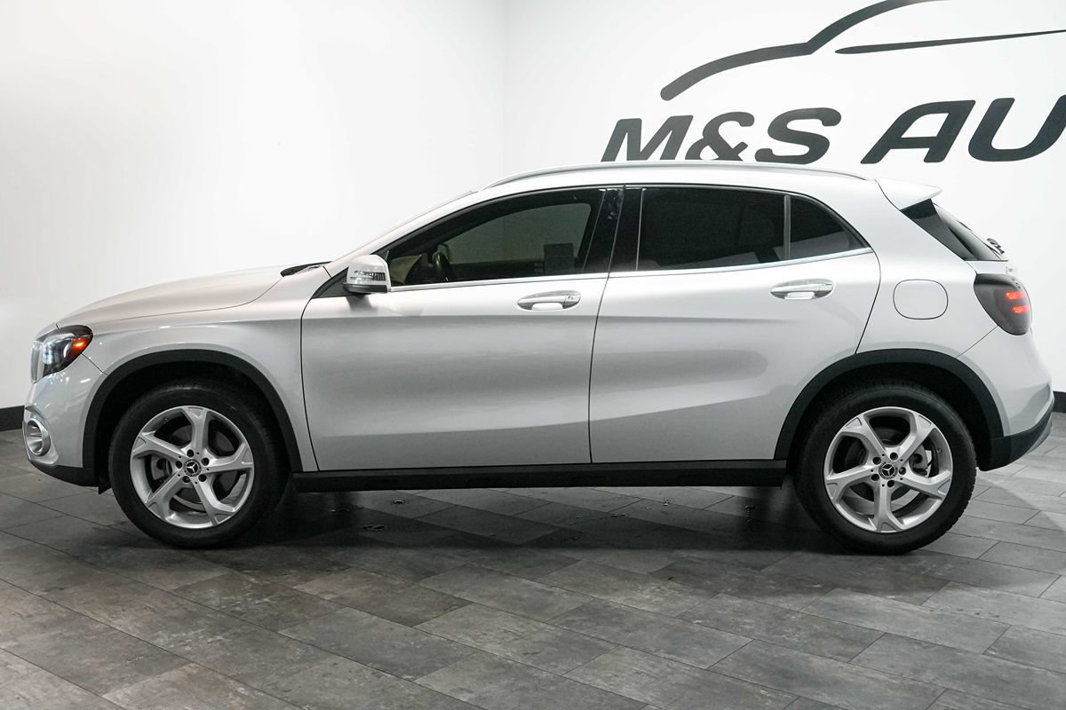 Used 2018 Mercedes-Benz GLA 250 4MATIC image 3