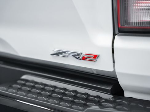 Used 2026 Chevrolet Colorado ZR2 image 23