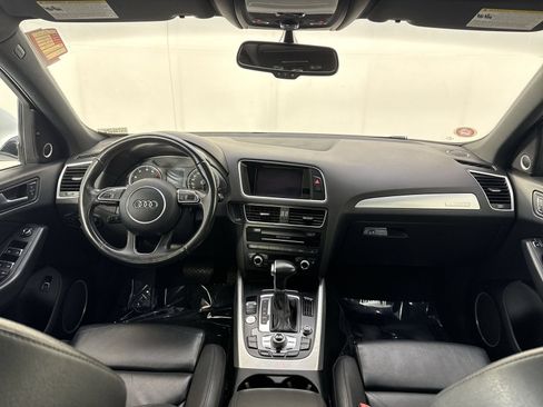Used 2017 Audi Q5 2.0T Premium Plus w/ Technology Package AWD/4WD image 23