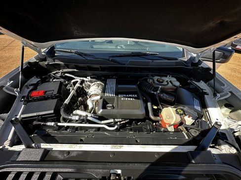 Used 2020 Chevrolet Silverado 1500 RST w/ Texas Edition image 41