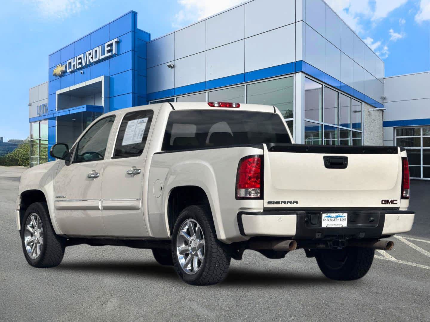 Used 2013 GMC Sierra 1500 Denali AWD/4WD image 6