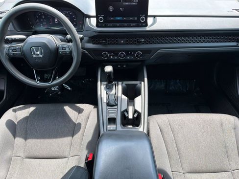Used 2025 Honda Accord LX image 15