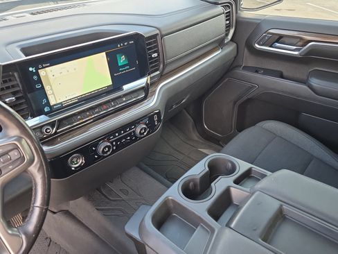 Used 2022 Chevrolet Silverado 1500 LT RWD image 22