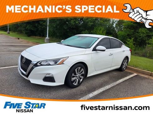 Used 2020 Nissan Altima 2.5 S FWD image 3