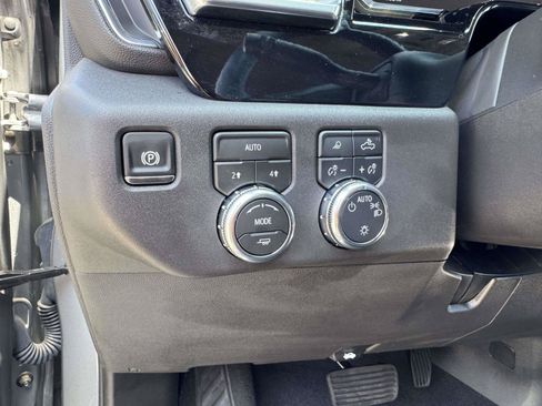 Used 2026 GMC Sierra 1500 SLE w/ Preferred Package AWD/4WD image 28