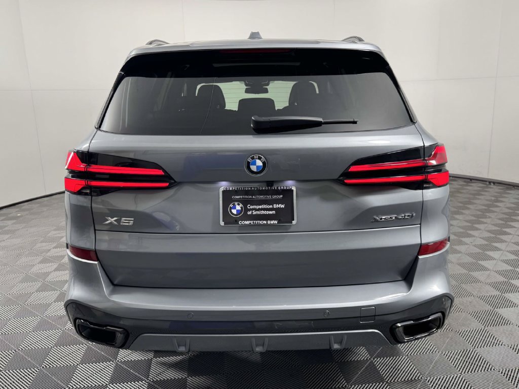 Used 2026 BMW X5 xDrive40i w/ M Sport Package AWD/4WD image 9