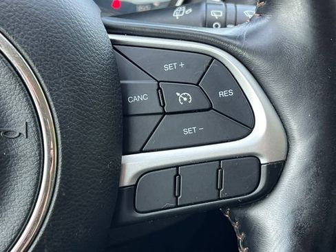 Used 2020 Jeep Compass Limited AWD/4WD image 20