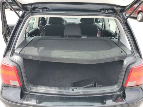 Used 2004 Volkswagen Golf GL image 5