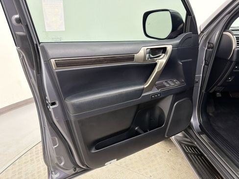 Used 2021 Lexus GX 460 Premium w/ Premium Package AWD/4WD image 24