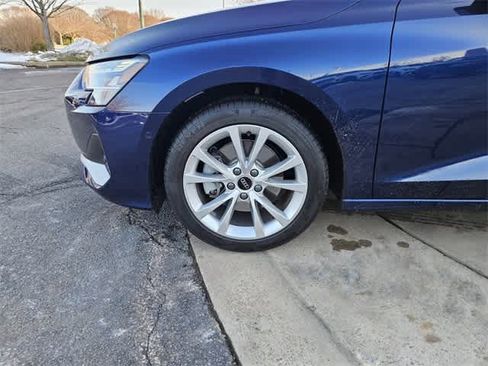 Used 2025 Audi A3 2.0T Premium w/ Convenience Package image 9
