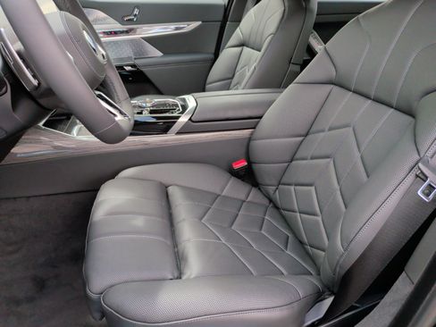 New 2026 BMW 760i xDrive w/ Executive Package AWD/4WD image 27