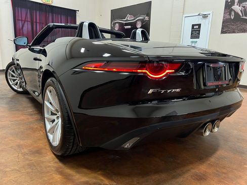Used 2019 Jaguar F-TYPE image 45