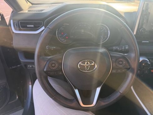 Used 2020 Toyota RAV4 XSE w/ XSE Grade Weather Package AWD/4WD image 9