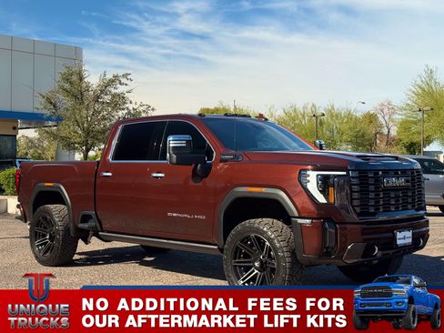 Used 2024 GMC Sierra 2500 Denali Ultimate image 4