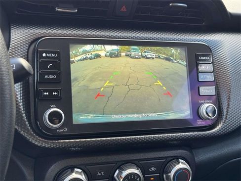 Used 2024 Nissan Kicks SV image 11