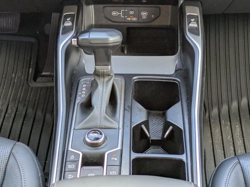 Certified 2026 Kia Sorento S w/ S Panoramic Sunroof Package FWD image 16