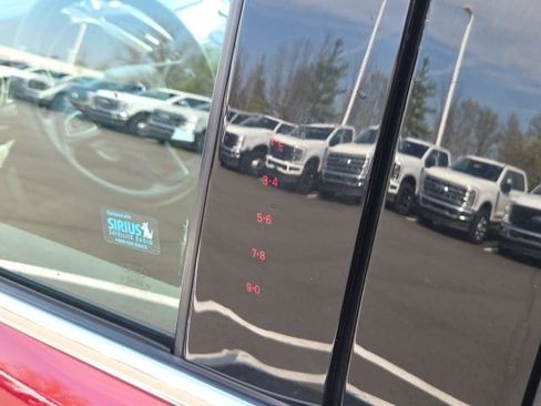 Used 2017 Ford Escape SE image 19