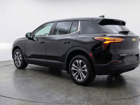Used 2025 Chevrolet Equinox LT image 6