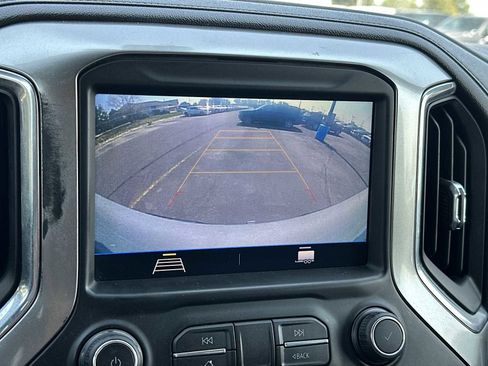 Used 2019 Chevrolet Silverado 1500 LT image 22