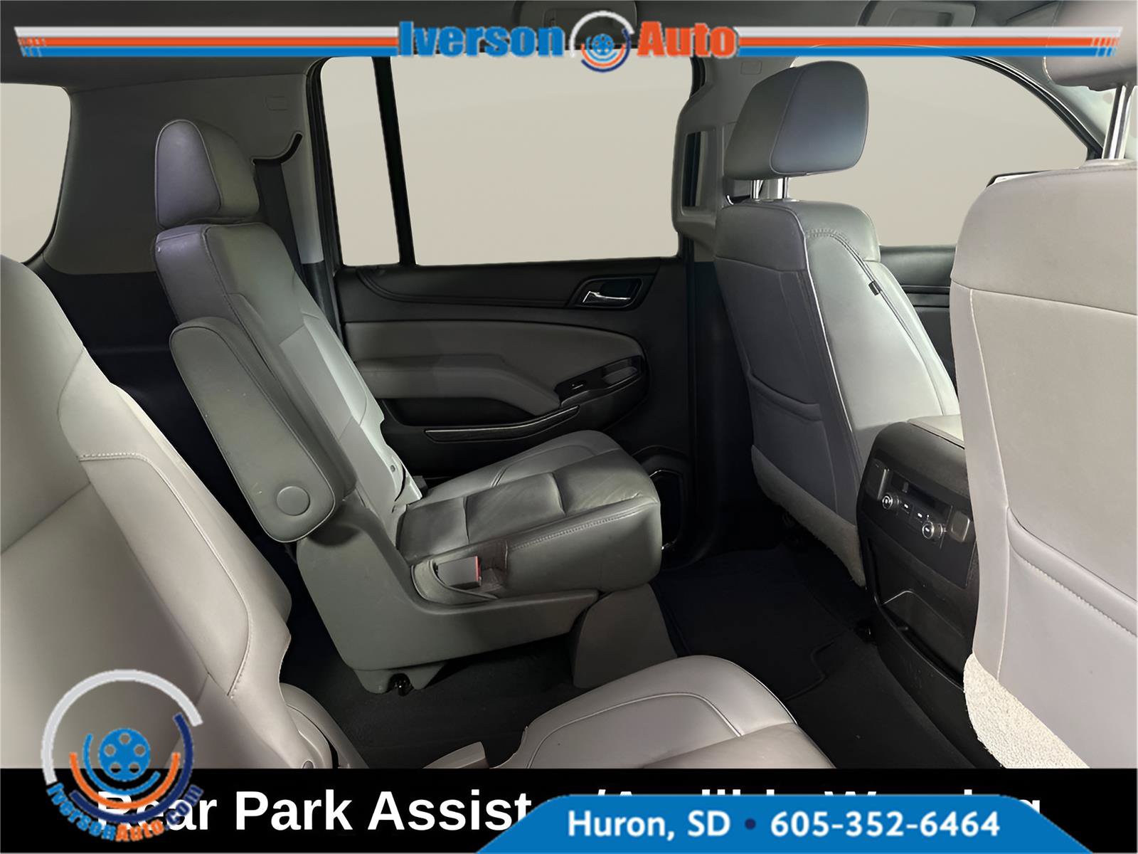 Used 2020 Chevrolet Suburban LT w/ Max Trailering Package AWD/4WD image 33
