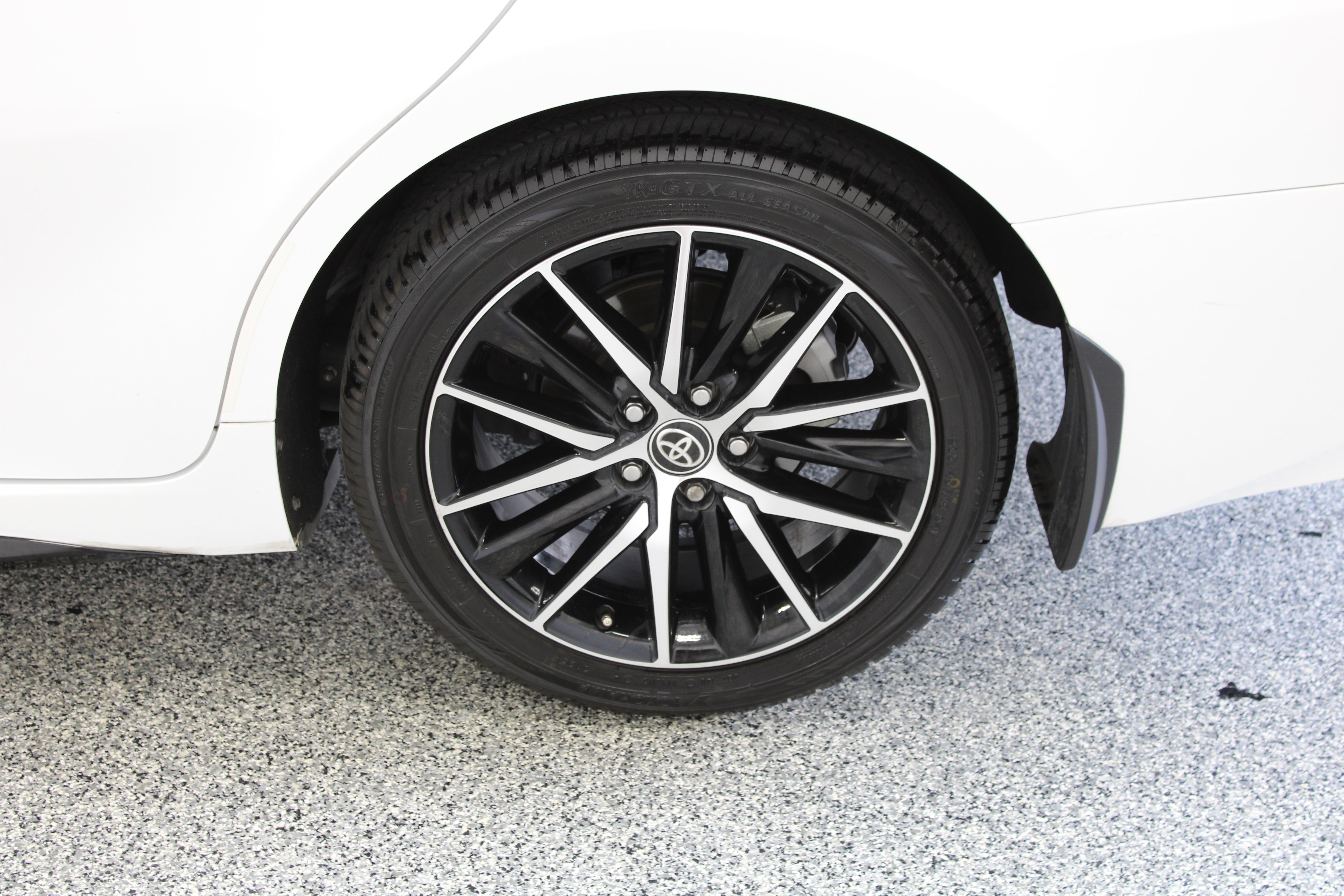 Used 2023 Toyota Camry SE FWD image 10