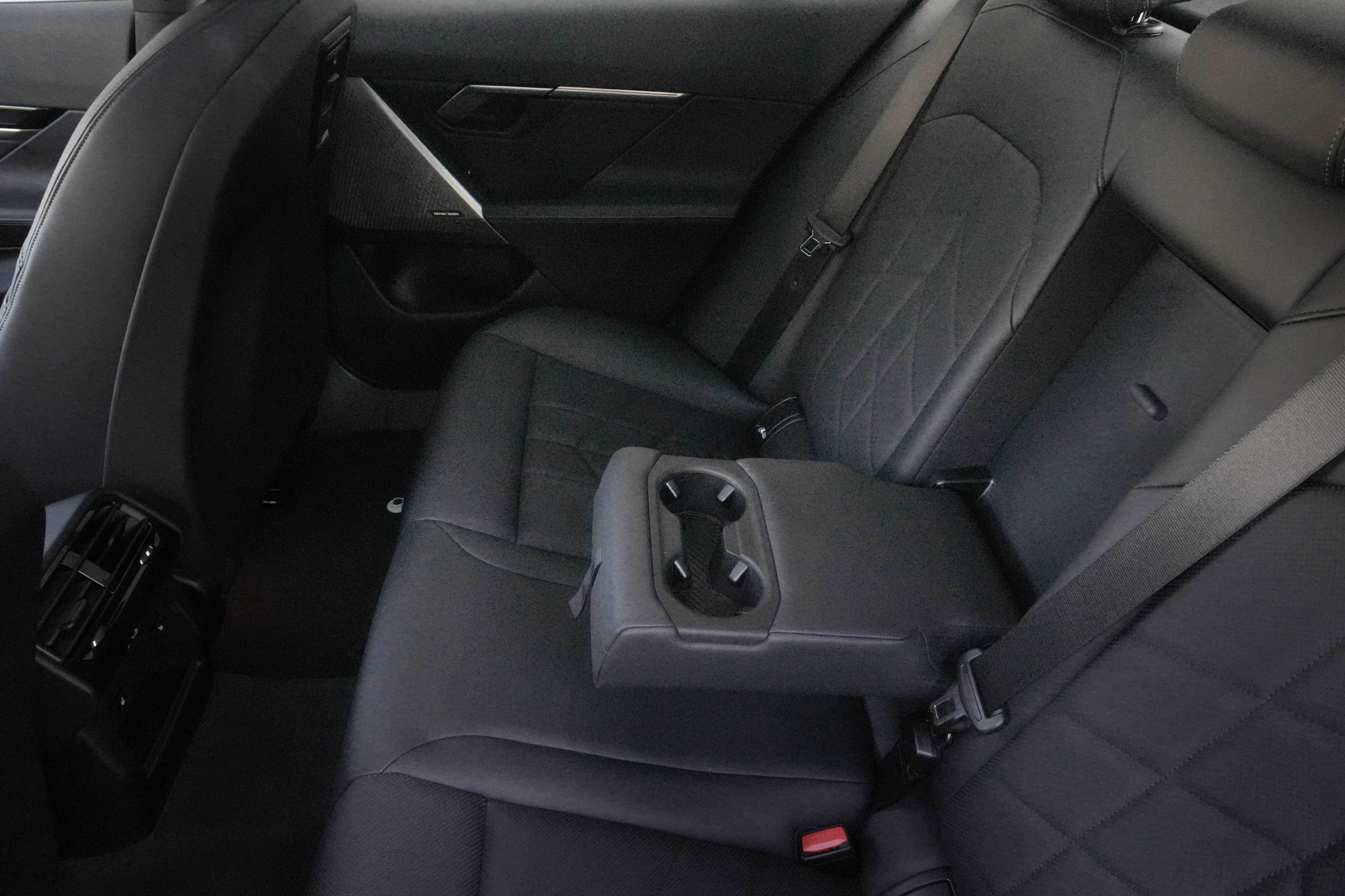 Certified 2024 BMW i5 eDrive40i w/ M Sport Package RWD image 34