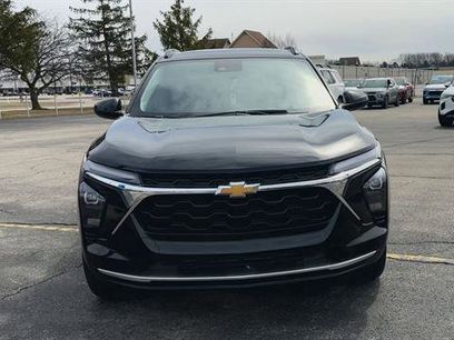 Used 2025 Chevrolet Trax LT w/ Sunroof Package