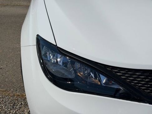 New 2026 Chrysler Voyager LX FWD image 5