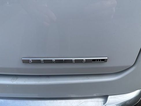 Certified 2024 Jeep Wagoneer Series III image 38