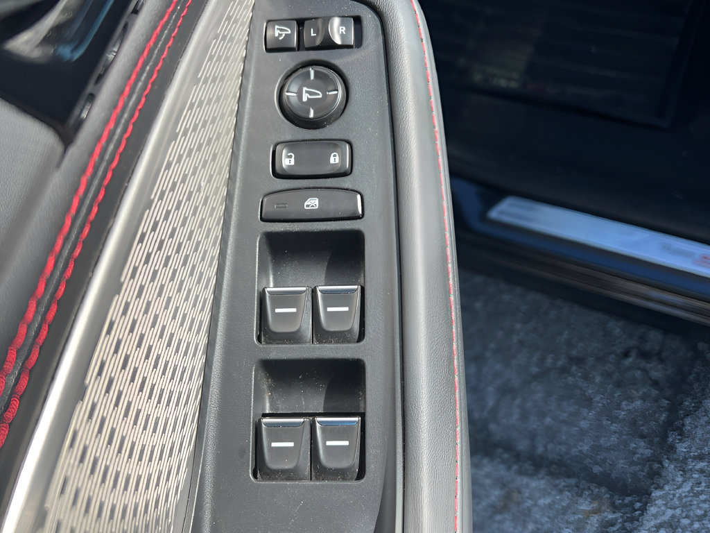 Used 2022 Acura MDX Type S AWD/4WD image 14