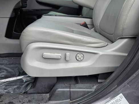 Used 2019 Honda Odyssey EX-L image 14