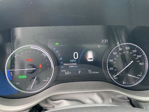 Used 2021 Toyota Sienna Limited image 14