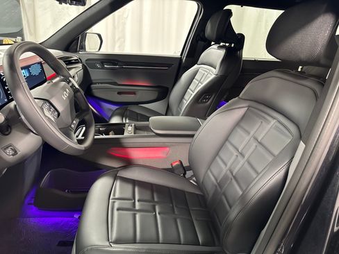 New 2026 Kia EV9 Land image 3