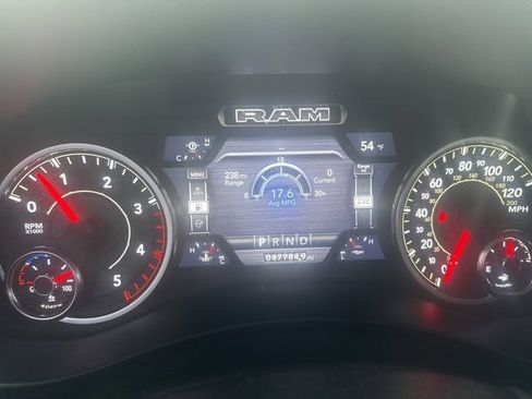 Used 2024 RAM 2500 Big Horn w/ Night Edition image 11