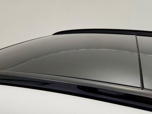 Used 2023 Alfa Romeo Stelvio Sprint image 10