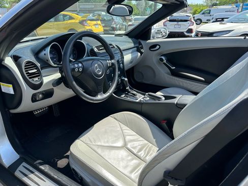Used 2007 Mercedes-Benz SLK 350 image 22