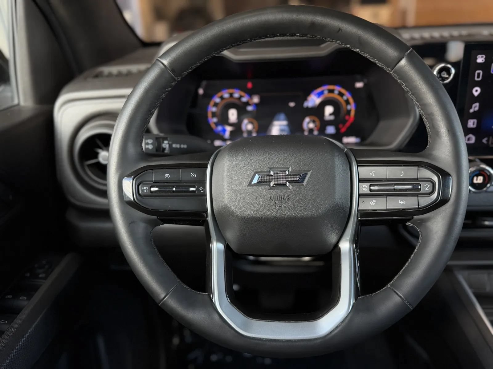Used 2026 Chevrolet Colorado Trail Boss AWD/4WD image 21