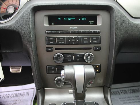 Used 2010 Ford Mustang GT RWD image 25