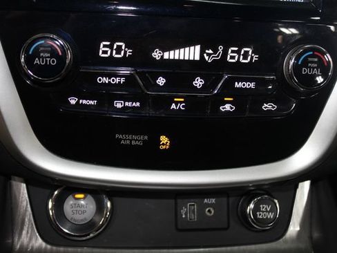 Used 2018 Nissan Murano SL AWD/4WD image 29