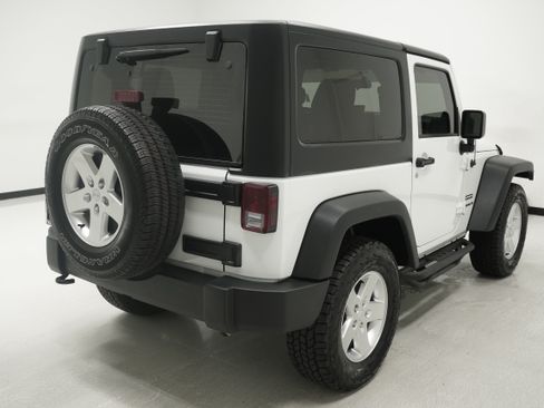 Used 2012 Jeep Wrangler Sport AWD/4WD image 4