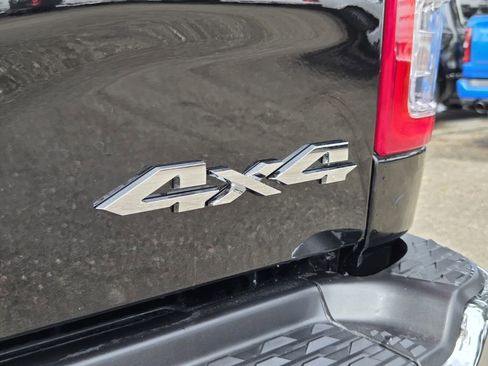 Used 2024 RAM 2500 Big Horn w/ Bed Utility Group image 26