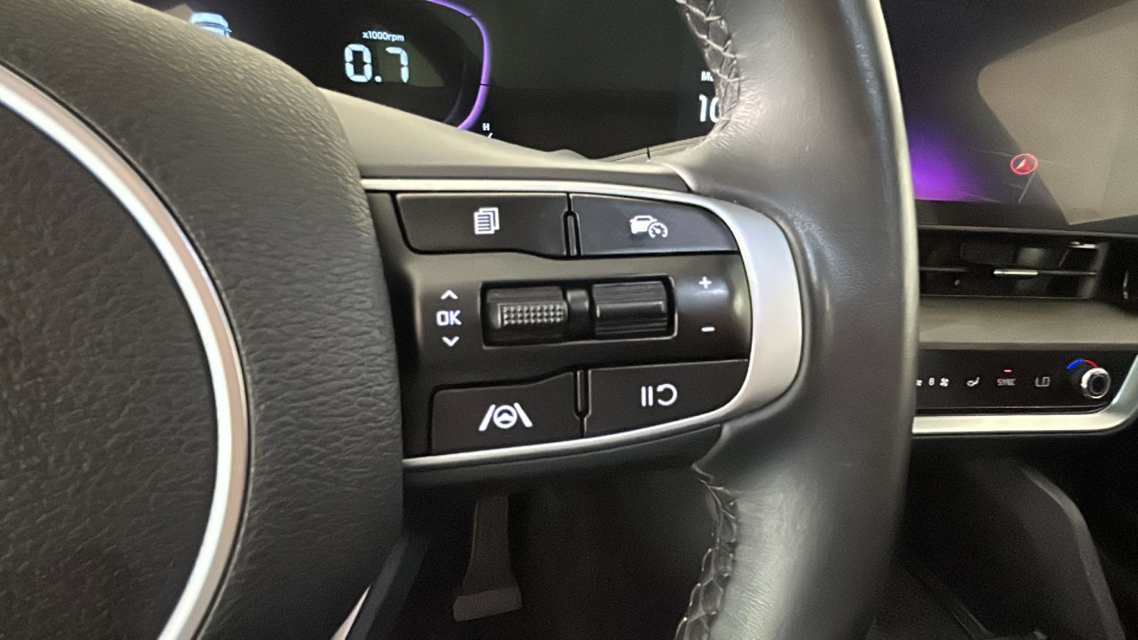 Used 2024 Kia Sportage X-Line w/ X-Line Premium Package AWD/4WD image 19