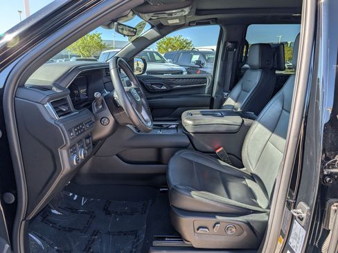 Used 2023 GMC Yukon Denali w/ Denali Reserve Package AWD/4WD image 26