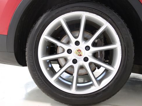 Used 2022 Porsche Cayenne Platinum Edition AWD/4WD image 95