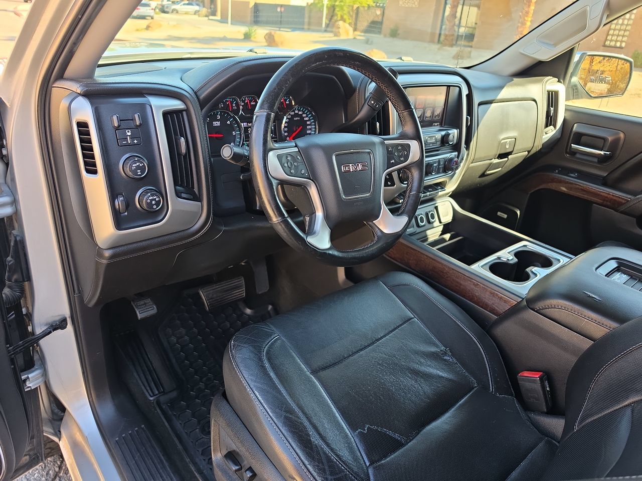 Used 2017 GMC Sierra 1500 SLT AWD/4WD image 10