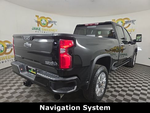 Certified 2023 Chevrolet Silverado 3500 High Country image 9