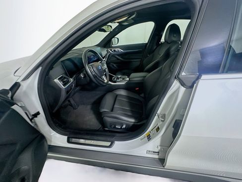 Used 2024 BMW i4 eDrive40 image 13